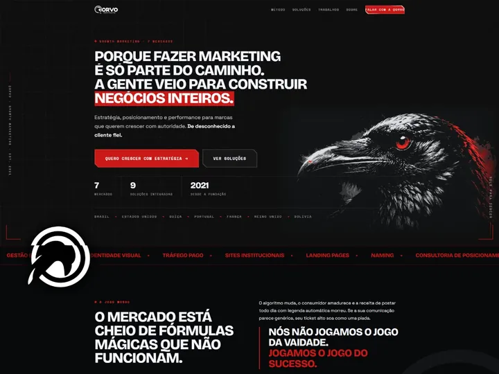 Landing page da Qorvo Growth Marketing, com hero em preto e vermelho e corvo em traço gráfico